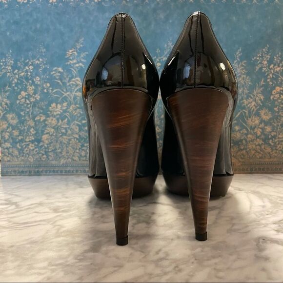 NWT - Stuart Weitzman Patent Platform Pumps - Picture 3 of 8